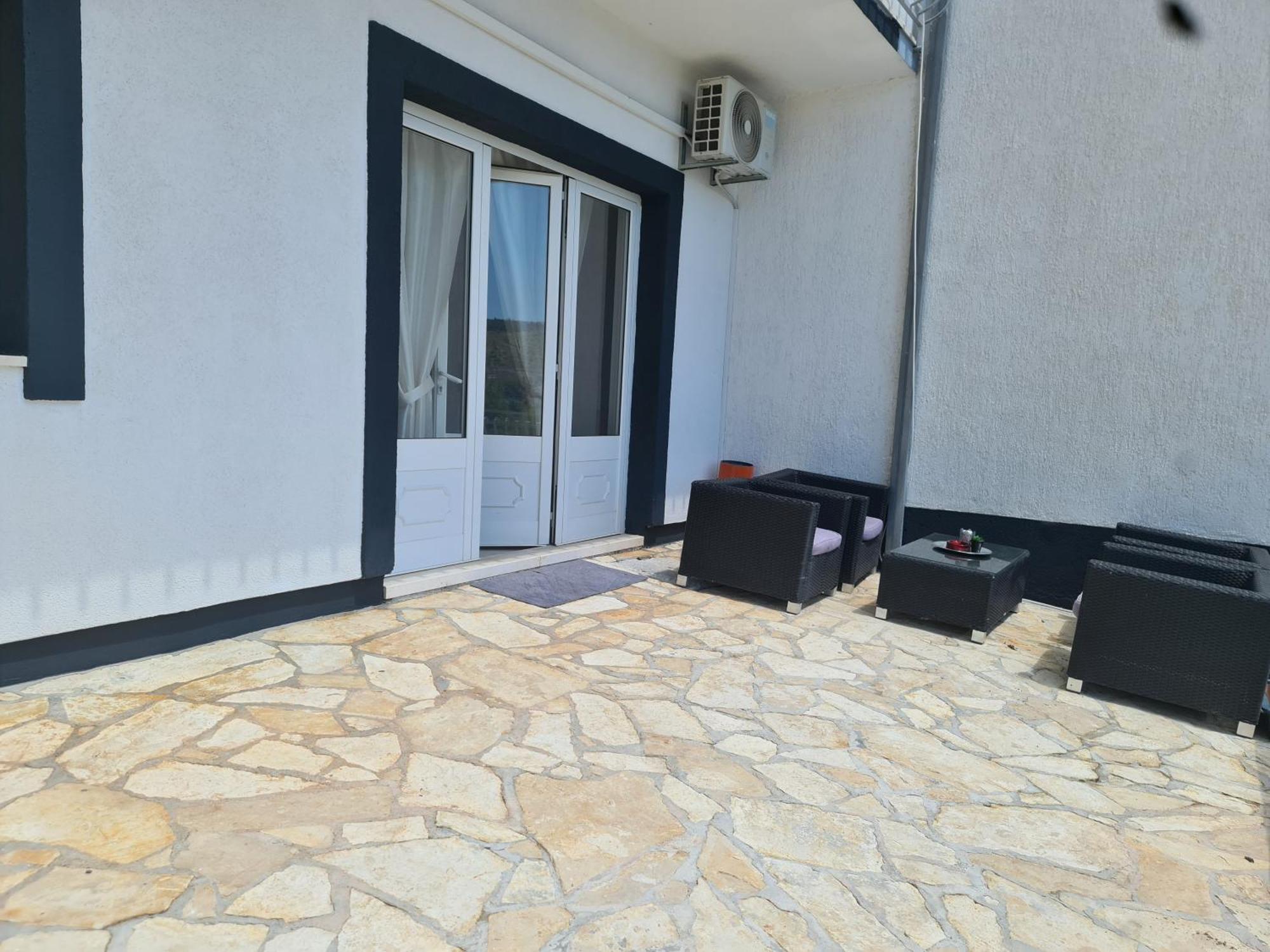 Bridge And Beach Apartments Трогір Екстер'єр фото