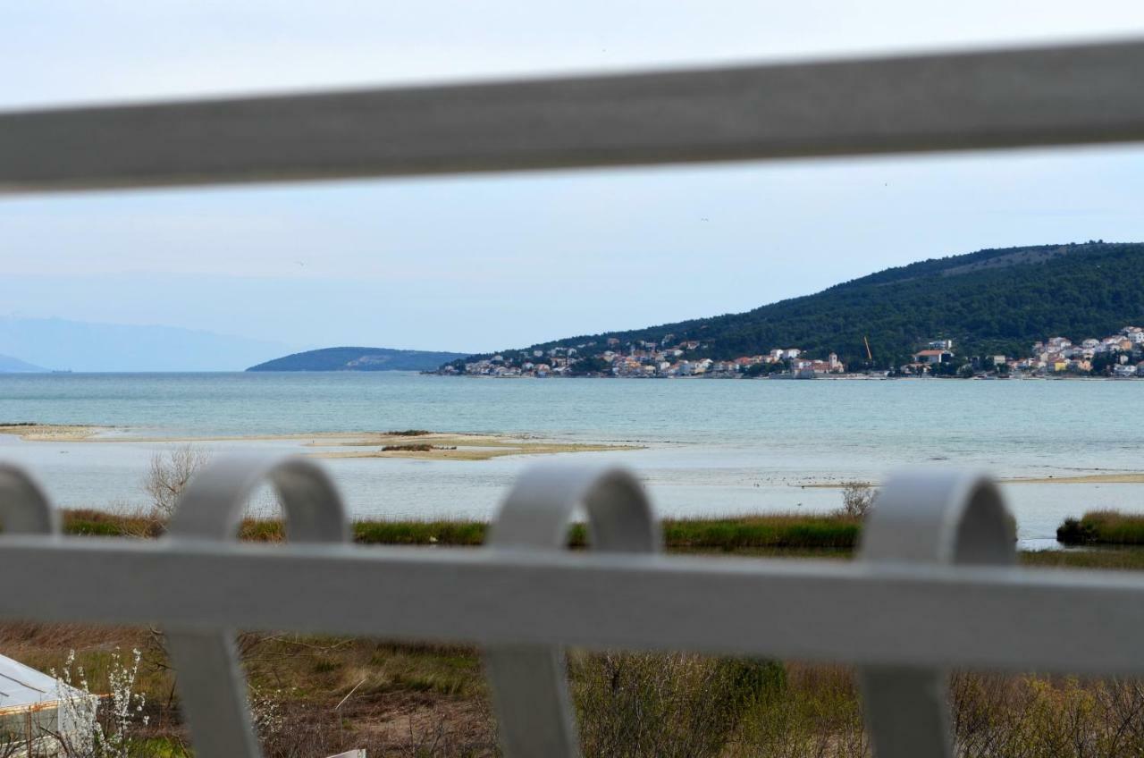 Bridge And Beach Apartments Трогір Екстер'єр фото