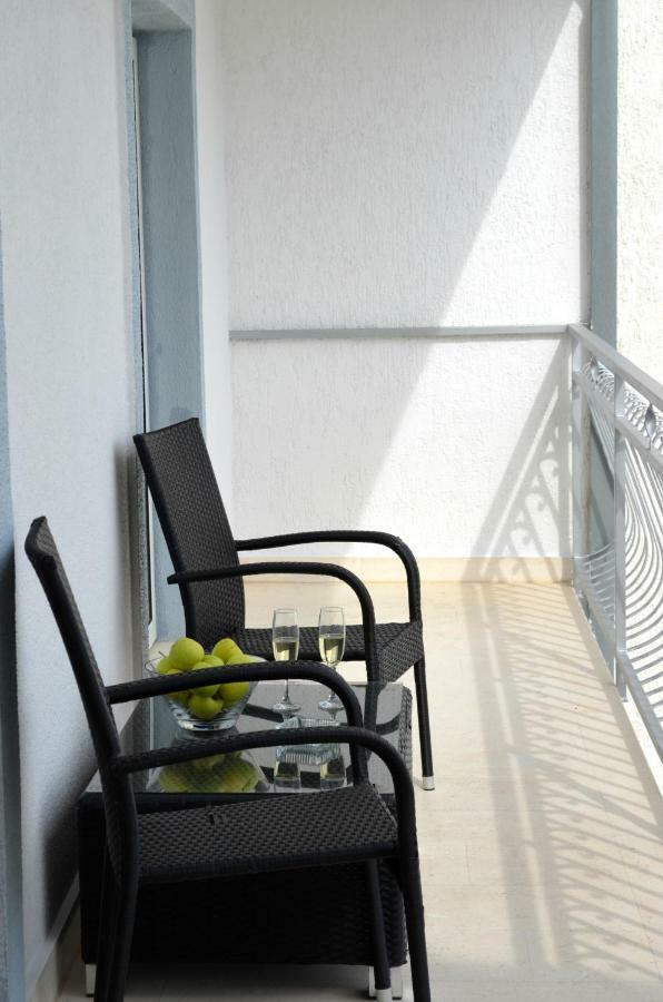 Bridge And Beach Apartments Трогір Екстер'єр фото